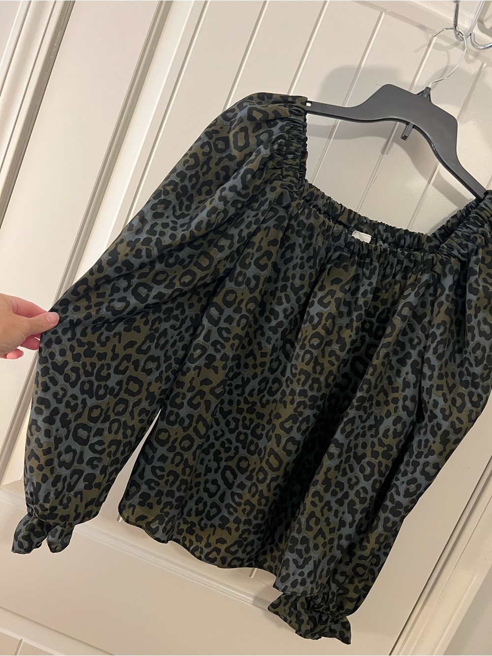 NWOt Flawless blouse size S